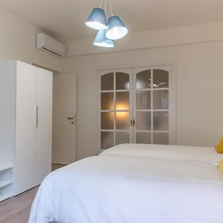 Modern Family Apartment In San Giovanni Metro A Colli Albani Direct To Center And Vatican Řím