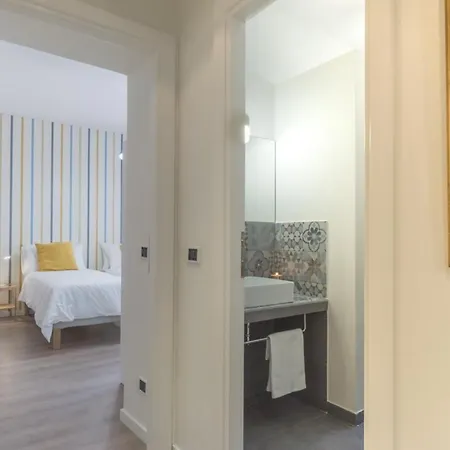 Modern Family Apartment In San Giovanni Metro A Colli Albani Direct To Center And Vatican Řím